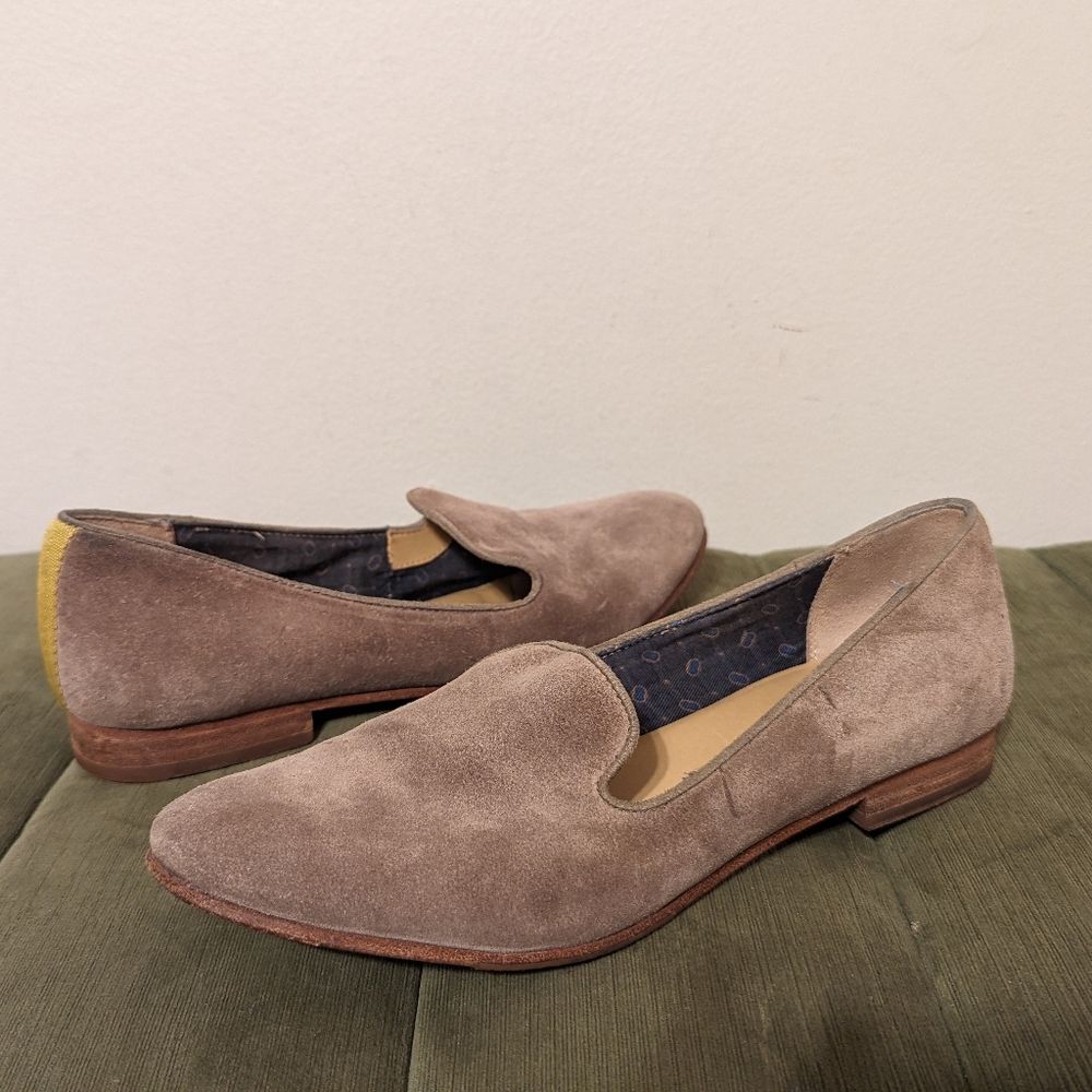 Sebago Hutton Smoking Taupe Suede Flat Loafers Slip on Sz 9
